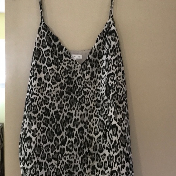 Socialite Tops - Camisole